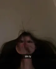 pông