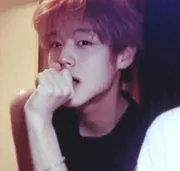 ôm tiền thì ấm